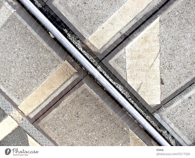 cross traffic Railroad crossing Street PUBLIC TRANSPORT rails Railroad tracks Metal Steel Concrete Road traffic Puzzle Bird's-eye view lien Stripe Diagonal