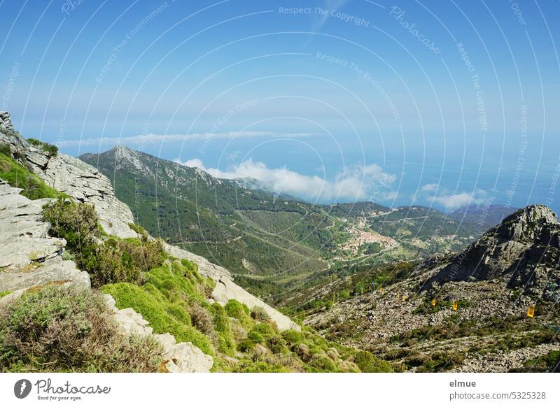 View from Monte Capanne to Elba and the Mediterranean Sea/ Cable car Cabinovia mountain mountain massif outlook Marciana Alta Blog Granodiorite stone