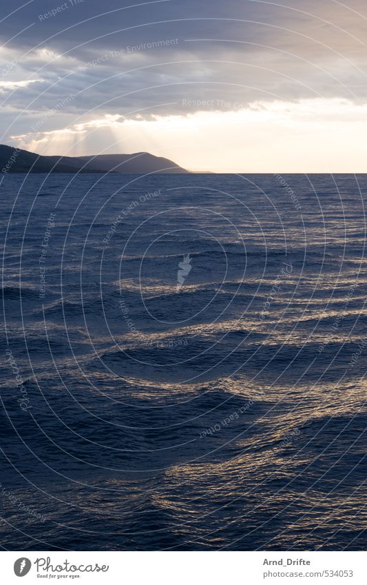 Crackle shafts 2 Vacation & Travel Summer Ocean Waves Nature Sky Clouds Weather Wind Coast Lakeside Bay Blue Yellow Croatia Colour photo Subdued colour