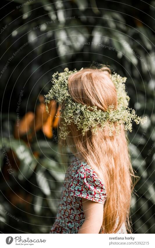 Girl's flower wreath Red Smiling pretty long hairs naturally Model portrait redhead youthful Natural color Flower Beauty & Beauty Healthy Face Waldorf