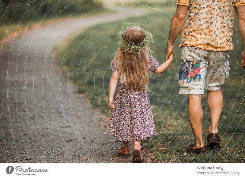 Girl with dad Grain Field agriculturally Farmer Agriculture Ear of corn Harvest Gold Yellow Wheat civilized Arable land Rural Nature birds Feeding Autumn