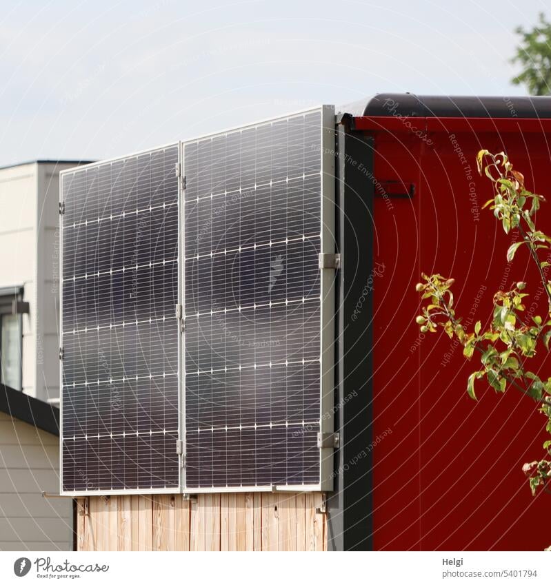 Solar panels on the wall of a Tiny house solar panel Solar system Balcony power plant Energy generation Wall (building) Eco-friendly Renewable energy