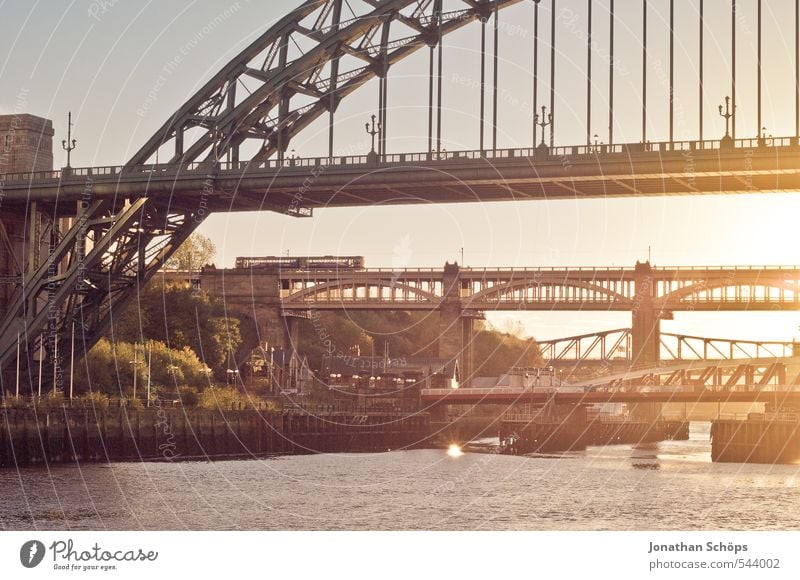 Newcastle upon Tyne I Great Britain England Town Contentment Joie de vivre (Vitality) Warm-heartedness Prompt Life Esthetic Bridge Bridge construction