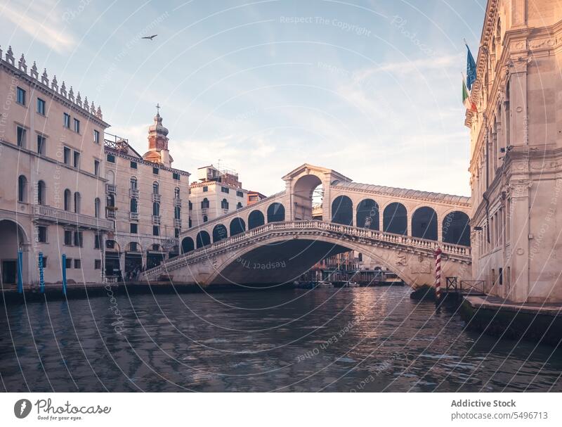 Amazing view of Rialto Bridge over river rialto bridge grand canal old historic building column arched passage ponte della moneta venice italy europe landmark