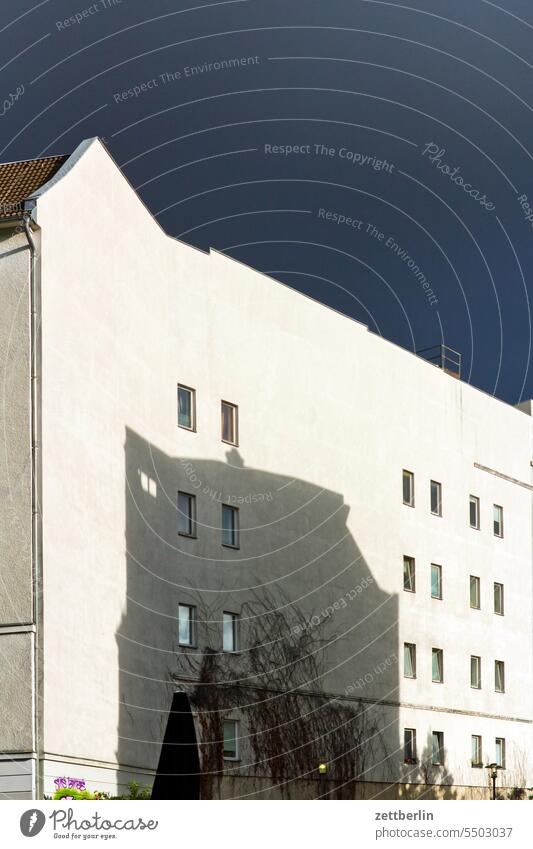 Buildings in the city Old building Architecture on the outside Berlin Fire wall Office Germany Facade Window Capital city House (Residential Structure) Sky