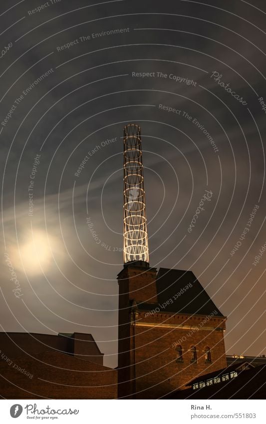 Full moon over Hamburg Sky Industrial plant Factory Building Wall (barrier) Wall (building) Facade Roof Illuminate Dark Energy boiler house Grating Chimney