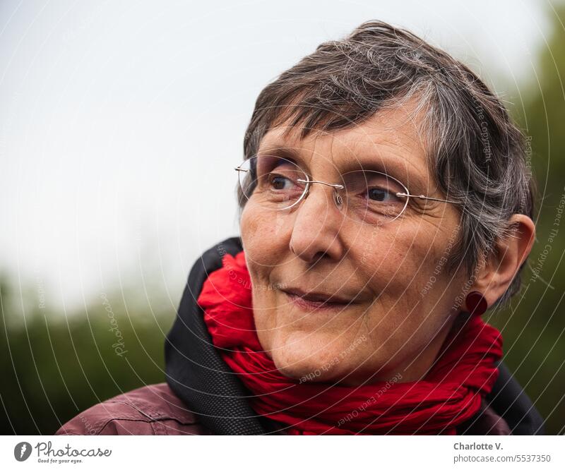 Wide land | Looking forward | Woman with glasses looking optimistically into the distance Human being person 1 Person 1 person Face of a woman