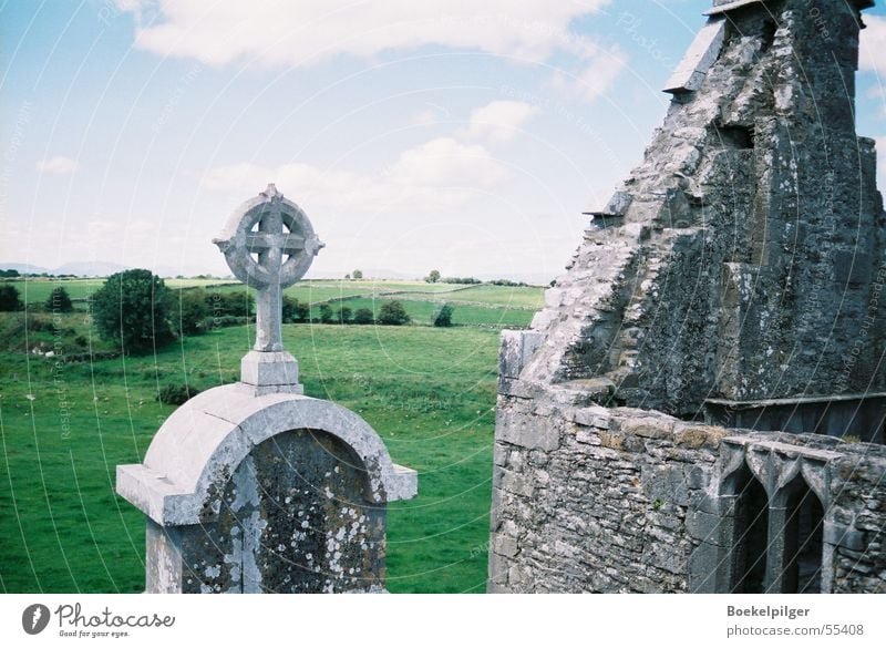 Ireland Ruin Building Green Meadow Tree Clouds Nature Back Landscape Sky Castle