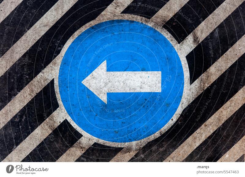 go Signs and labeling Illustration Black Blue Stripe Arrow Line Road sign Signage Road traffic Transport Design Pattern Direction Orientation White StVO