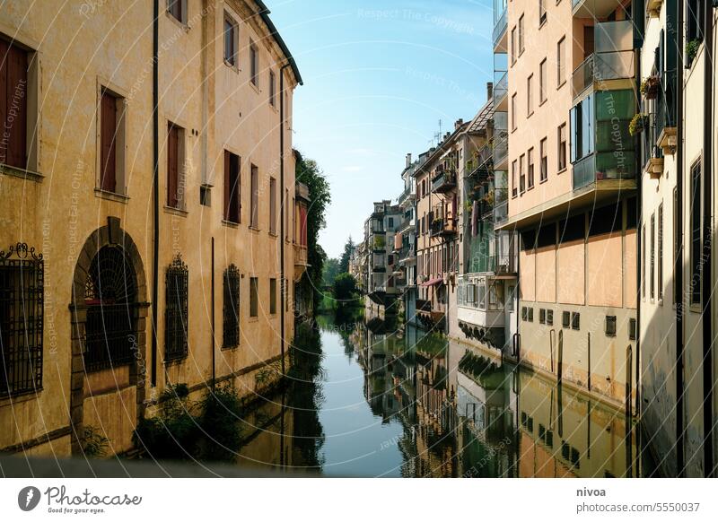 Bacchiglione in Padua Italy Veneto Outdoors travel Building Day Town Photography Colour River Channel Historic Venice Exterior shot Colour photo voyage