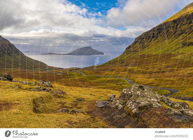 Landscape on the Faroe Island Eysturoy färöer coast Ocean atlantic ocean Northeast Atlantic Atlantic coast Denmark mountain cliffs Streymoy Nature Water Stone