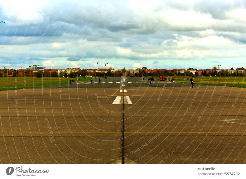 Berlin-Tempelhof Central Airport, taxiway Far-off places Trajectory Airfield Freedom Spring Sky Horizon Deserted Skyline Summer Mirror image tempelhofer field