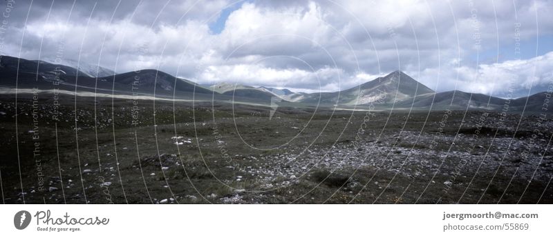 farsightedness Italy Abruzzi Panorama (View) Meadow Clouds Landscape Sky Freedom Far-off places Large Panorama (Format)