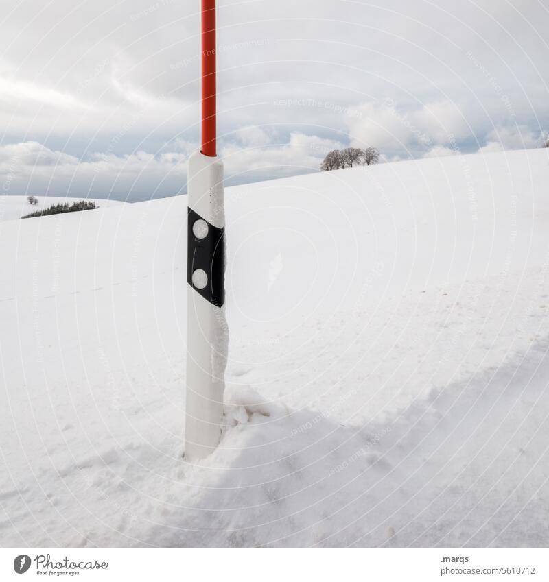 roadside Traffic infrastructure Transport Pole Roadside Motoring Road traffic Reflector post Horizon Landscape Mountain Lanes & trails Boundary post Clouds