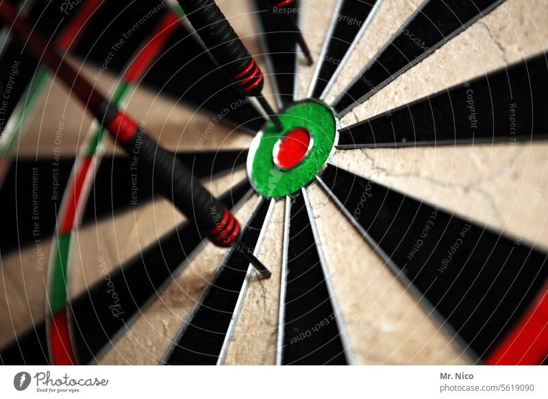 &lt;font color="#ffff00"&gt;-=Bull´s=- sync:ßÇÈâÈâ Game of Darts Arrow Dartboard Direct hit Strike Roadhouse pub crawling Leisure and hobbies Target Throw