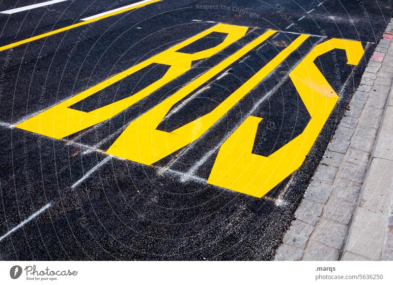 Bus lane Street Signs and labeling Transport Characters Asphalt Lane markings Traffic lane Road traffic bus lane Traffic infrastructure Means of transport Town