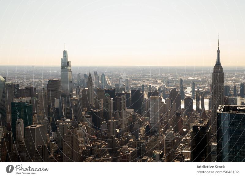 Manhattan skyline panorama, New York Empire State Building skyscraper architecture city urban landmark day clear sky horizon tower building metropolis high rise