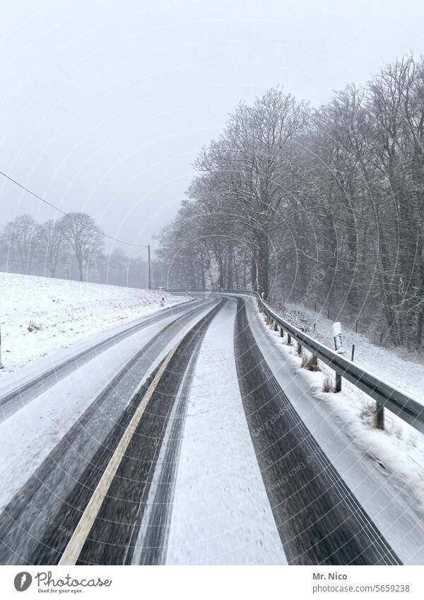 highway Country road Street Road traffic empty street Out of town Transport Traffic lane winter Winter's day Snow snow-covered smooth Smoothness Snow layer