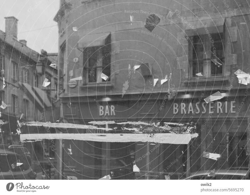 Elegant dining Opposite Neighbor's house Black & white photo France Street Small Town Bayeux Normandie Calvados department nostalgically brasserie Bar