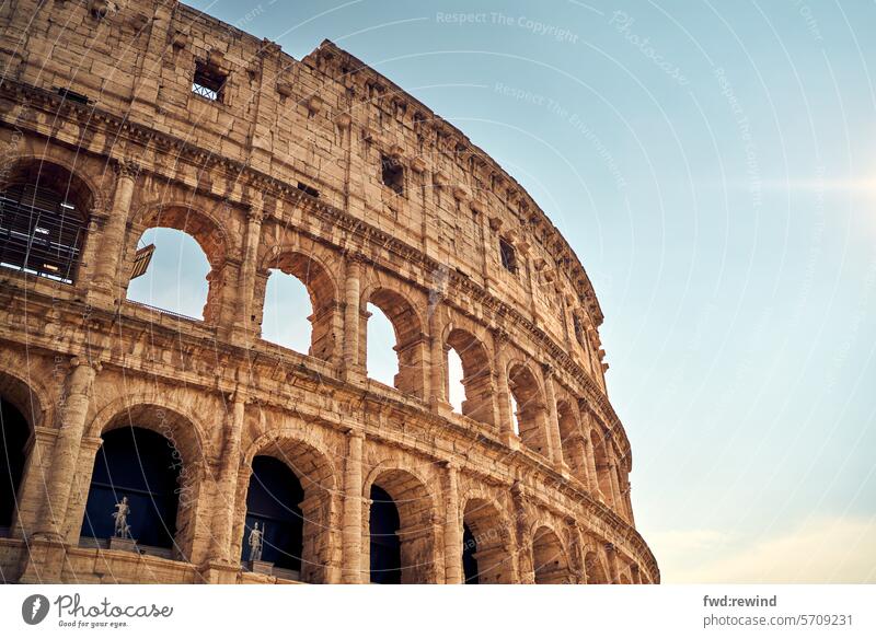 Colosseum of Rome Architecture Historic Ancient Tourism Monument Vacation & Travel Culture Landmark Building Italy Roman Europe famous Italian Column Facade