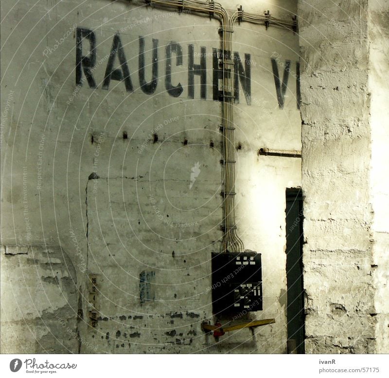 non-smoker No smoking Fuse-box Bremen Gray Freight station Concrete Window Places Warehouse Storage through the broken window Creativity