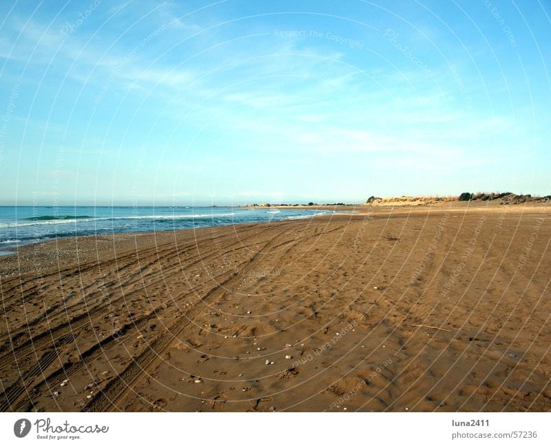 Morning at the sea Ocean Beach Clouds Mussel Coast Waves Surf Lake Water Sand Sky Blue Tracks To go for a walk