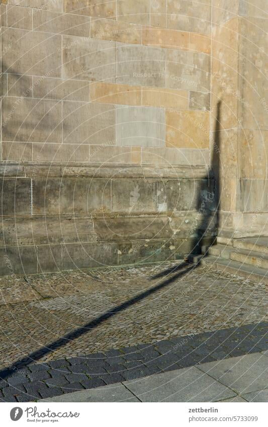 Slack flag at the Neue Wache, Berlin Architecture city Germany Facade Building Capital city House (Residential Structure) downtown Kiez Life Light Middle Places