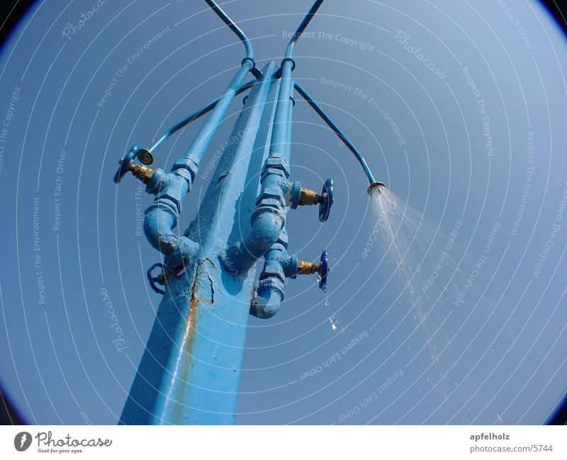 showers in blue Summer Things Shower (Installation) Blue Take a shower Beach shower