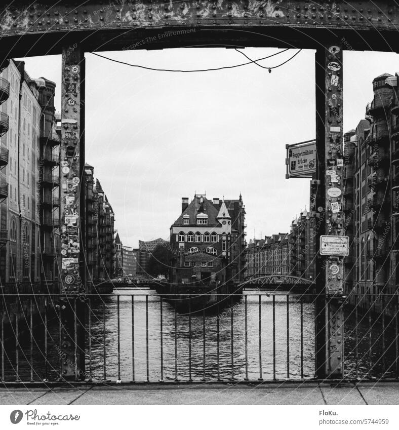 Moated castle in the Hamburg Fleet storehouse city Analog Analogue photo Old warehouse district Architecture Tourist Attraction Bridge Water Manmade structures