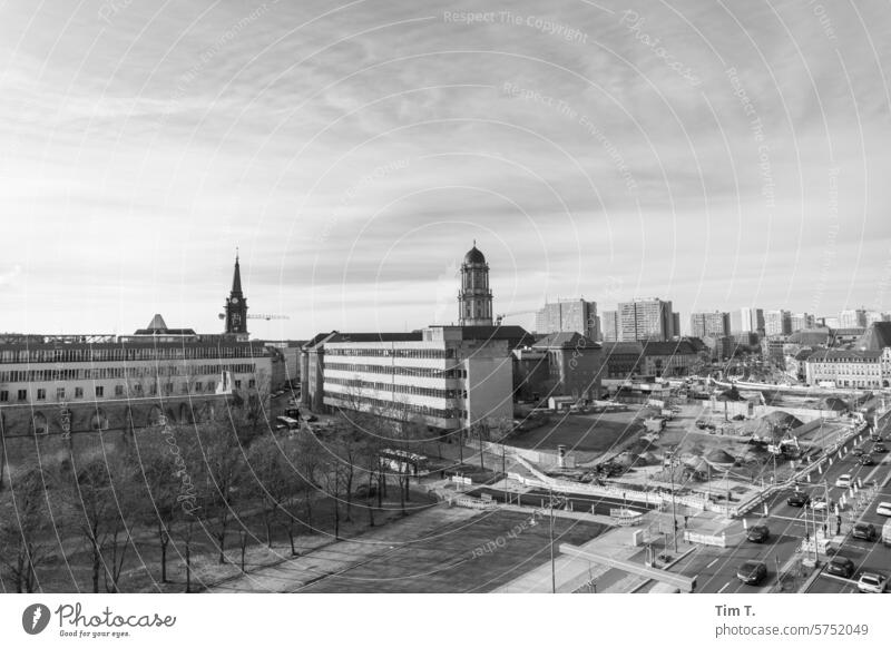 Construction site Berlin Mitte Berlin Centre b/w Spring 2024 Downtown Capital city Exterior shot Town Day Architecture Deserted Black & white photo