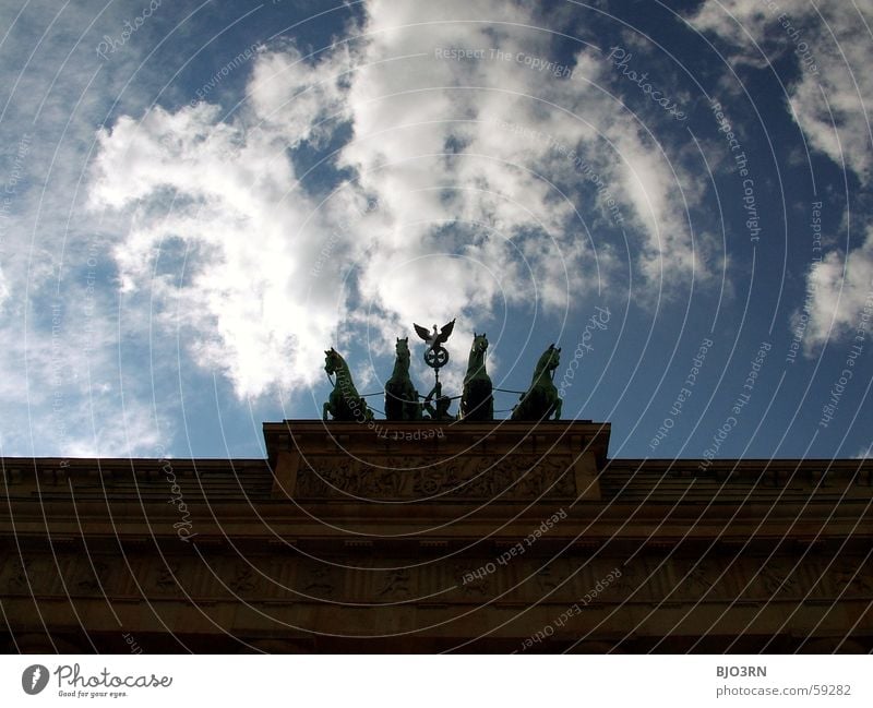 One must have photographed... Europe Sculpture Brandenburg Gate Back-light Cirrus Images of the heavens Monument Clouds Berlin Capital city Vacation & Travel