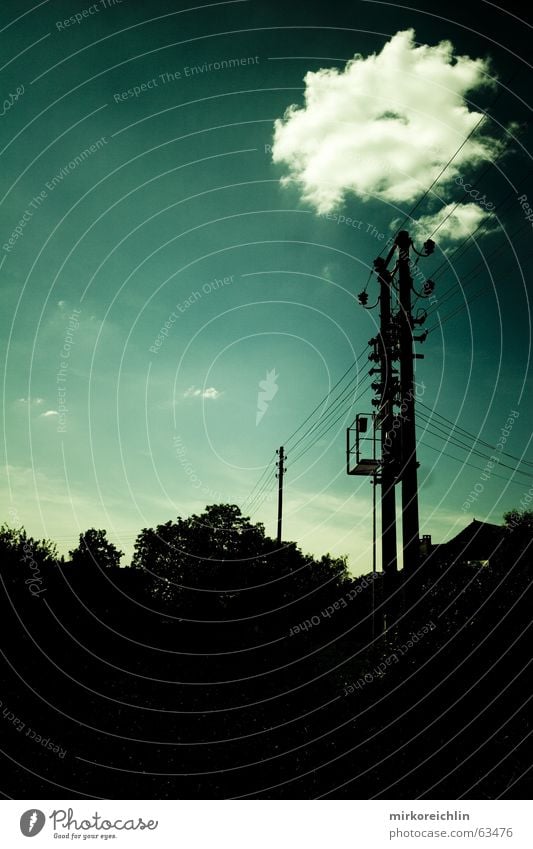 EXTREME 2 Extreme Clouds Turquoise Green Dark Dangerous Danger of Life Transmission lines Touch Lightning White Threat Sky Blue Contrast not Death's head