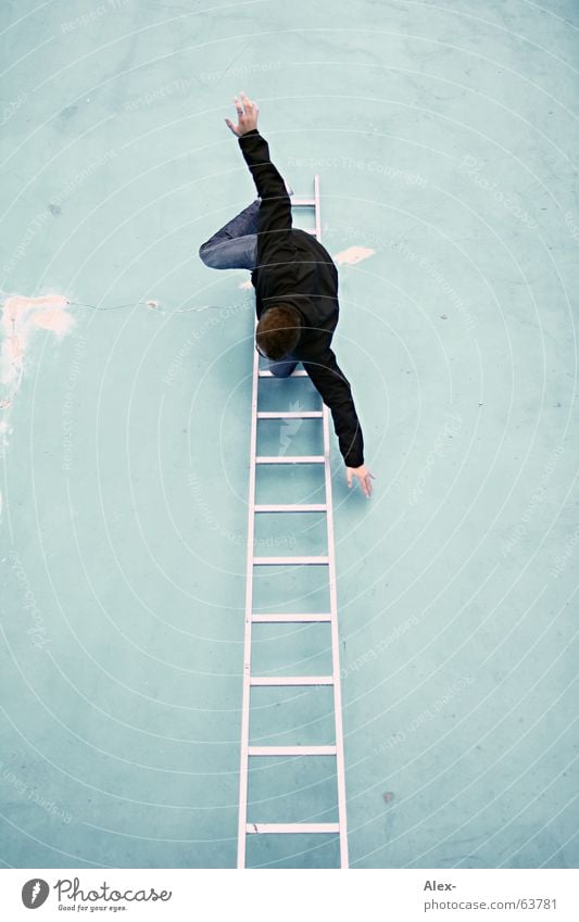 ... Go! Go! Wall (building) Swimming pool Man Freak Crazy Go up Top High point Fidget Crash To break (something) Accident Ladder boy Funny Joy fun Climbing