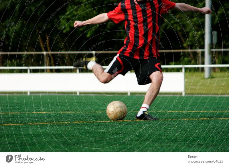 Kick it like.. Soccer Reddish black Tibia Footwear Penalty kick Bump Shot at goal Jersey Master Artificial lawn Tee off Leisure and hobbies Ball Joy free kick