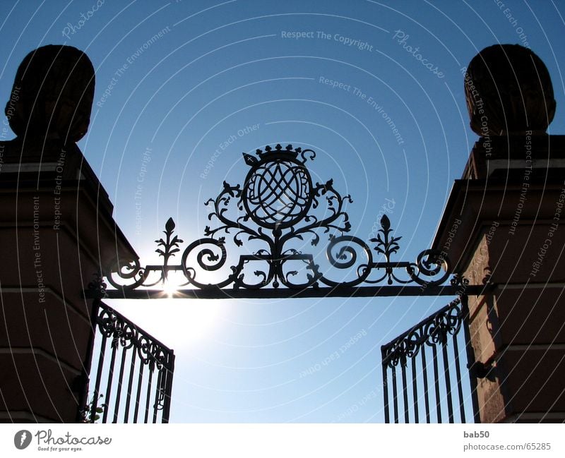 Sun Portal Art Wrought ironwork Iron Park Beautiful weather Architecture