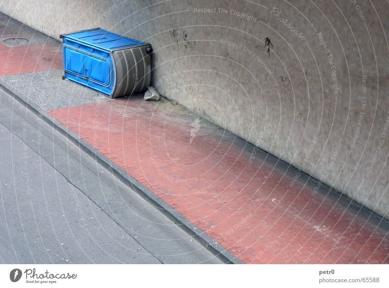 Dixiland ... Wall (building) Concrete Asphalt Sidewalk Red Across Striped Topple over Vandalism Rental toilet Smeared Dirty Lateral position Street Toilet