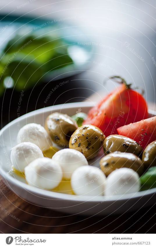 antipasti Antipasti Mozzarella Olive Snack Tomato Italy Italian Food Healthy Eating Dish Food photograph Olive oil Nutrition Mediterranean To enjoy Plate