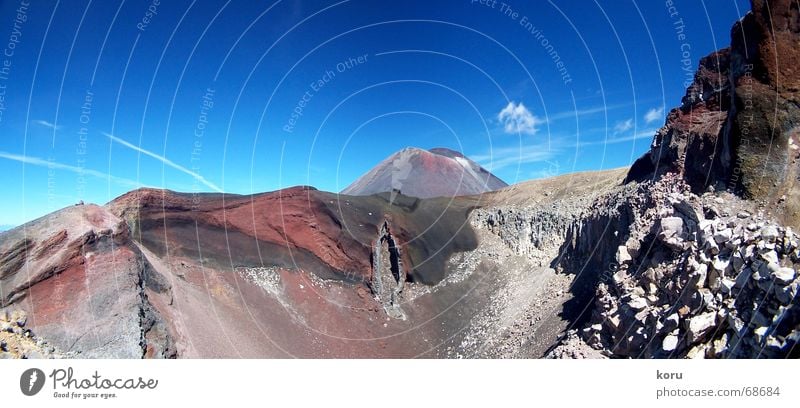 red crater Volcanic crater New Zealand Red Panorama (View) Volcano ridges Rock Deep Large Panorama (Format)