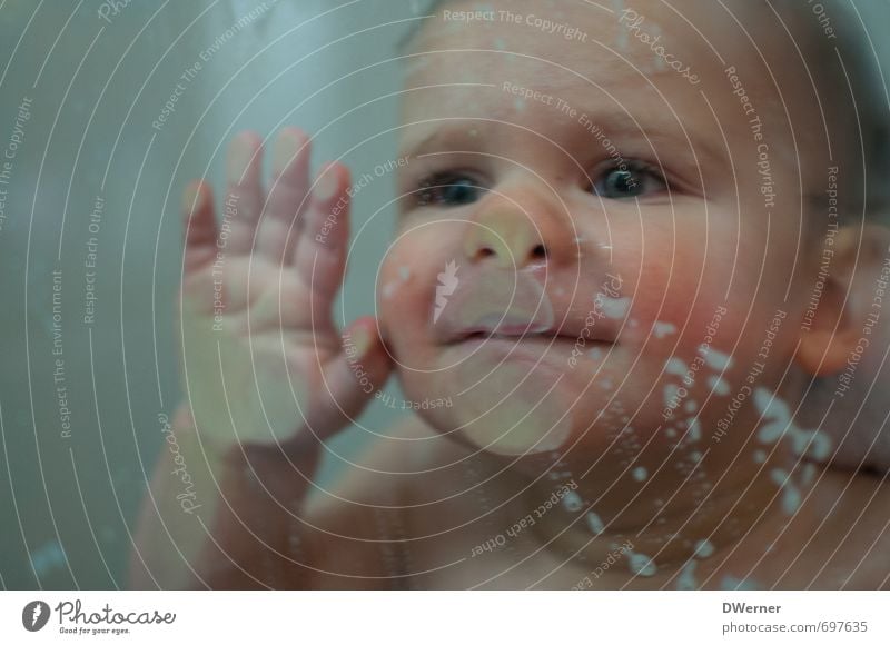 bathing fun Joy Beautiful Personal hygiene Face Wellness Well-being Contentment Swimming & Bathing Bathroom Human being Child Baby Toddler 1 Water Glass