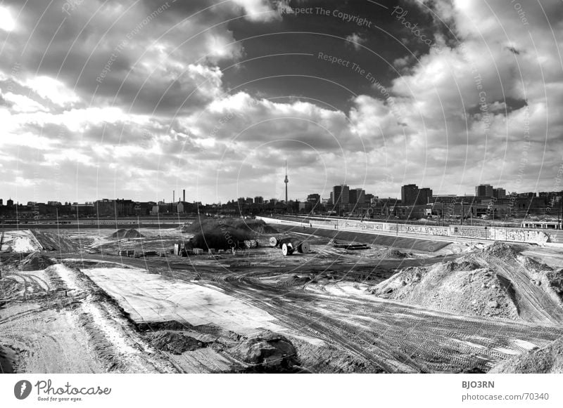 coalescence Warschauer Straße Town House (Residential Structure) Friedrichshain Construction site Clouds Vantage point Black Landscape format Deserted