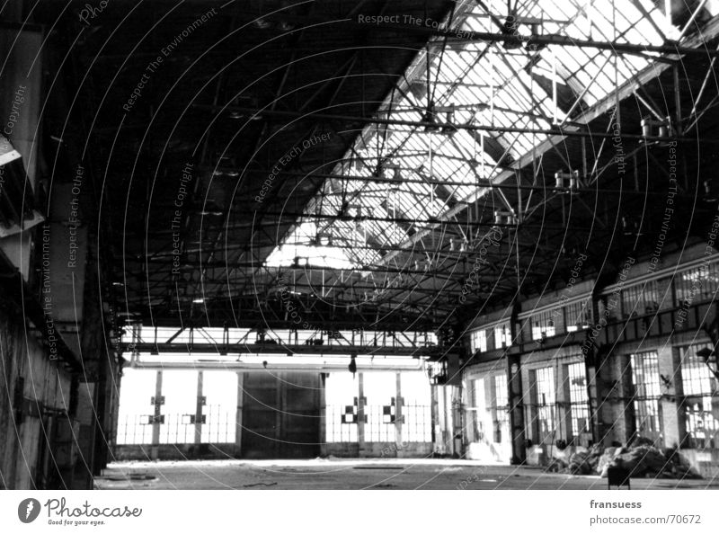 plaguish Factory Leipzig Plagwitz Ruin Loneliness Work and employment Old Black & white photo Industrial Photography Shabby Dirty