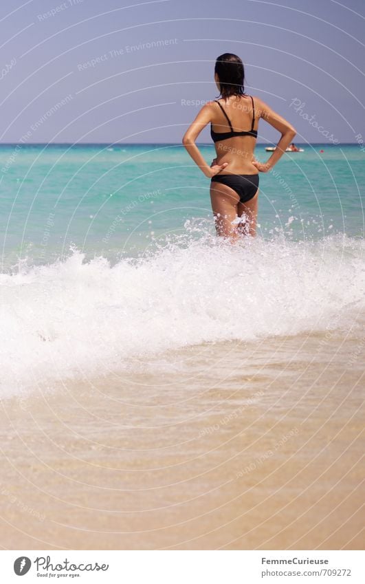 Beach time! (VI) Beautiful Feminine Young woman Youth (Young adults) Woman Adults Back 1 Human being 18 - 30 years Contentment Relaxation Experience