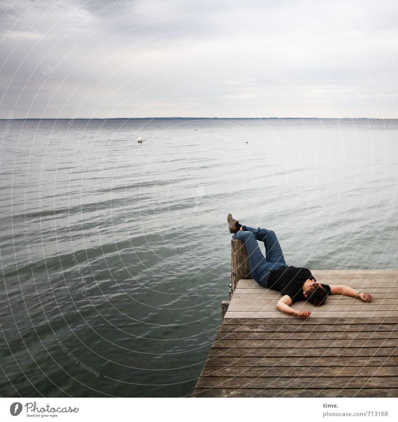 A day at the sea Well-being Contentment Relaxation Calm Meditation Human being Feminine 1 Environment Nature Landscape Water Sky Clouds Horizon Waves Coast