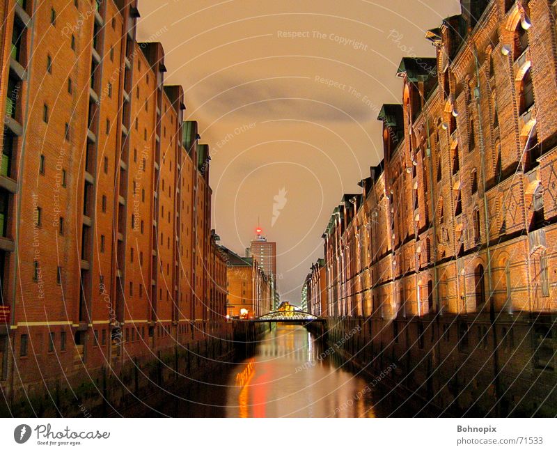 Speicherstadt Hamburg Night Dark Town Long exposure Old warehouse district Calm Serene DRI Freedom Beautiful