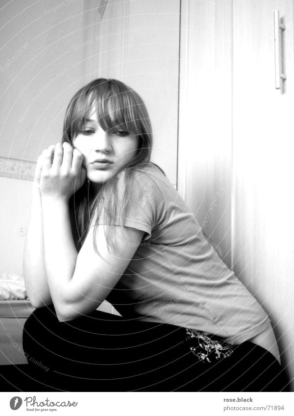 What happend to me? Room Feminine Young woman Youth (Young adults) 1 Human being T-shirt Pants Cloth Brunette Long-haired Bangs Think Sadness Gray Black White