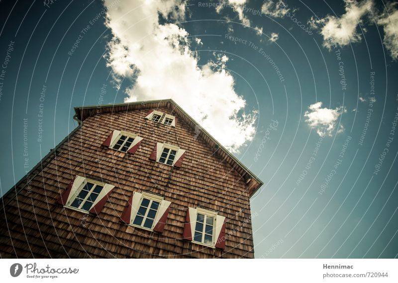 vanishing point. Vacation & Travel Tourism Summer vacation Mountain Hiking Flat (apartment) House (Residential Structure) Sky Clouds Beautiful weather