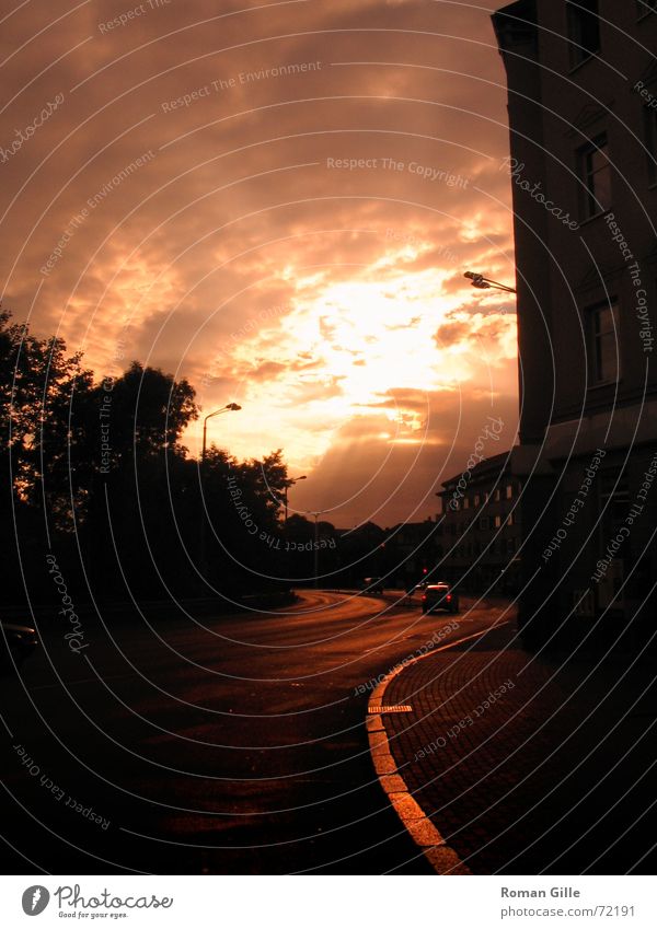 the city glows Red Fiery Erfurt Whorl End Exterior shot White balance Sky Germany Street Car Mixture Evening Calm