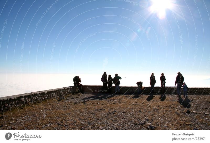 Hobby photographers with the same motif Autumn Clouds Fog Brown Snow mountain Federal State of Lower Austria Places Back-light Brilliant Black Wall (barrier)