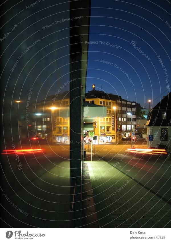 Later look for double grain... Mirror image 2 Source Sidewalk Canopy Glittering Vertical Rear light Alcohol-fueled Night Long exposure Lantern Twilight