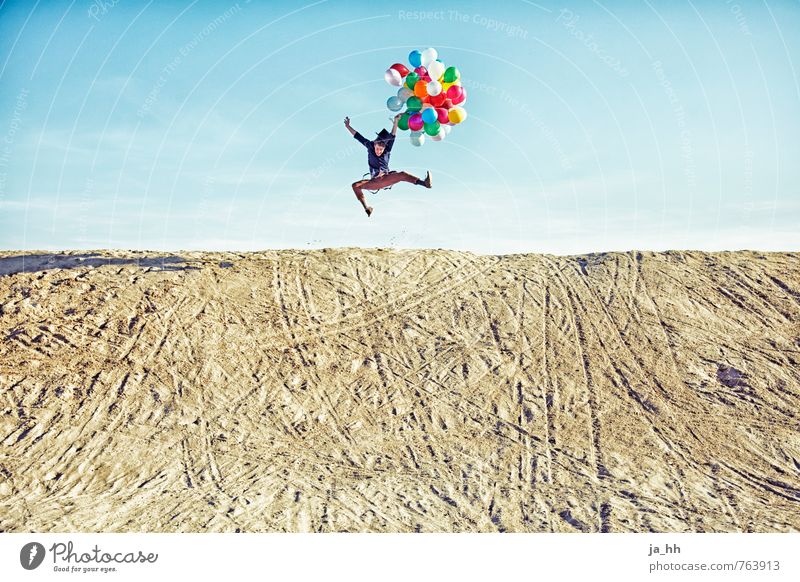 Balloons V Joy Happy Happiness Joie de vivre (Vitality) Spring fever Euphoria Fairs & Carnivals Birthday Beach Dune Sand Feasts & Celebrations Adventure Summer